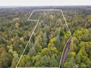 Property Boundaries are approximate and for visual information only. Buyers are to obtain a survey to thier satisfaction.