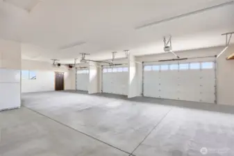 4 Car Garage