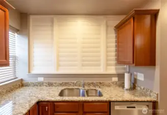 If there's lots of cooking going on when you entertain, you can close off the kitchen!