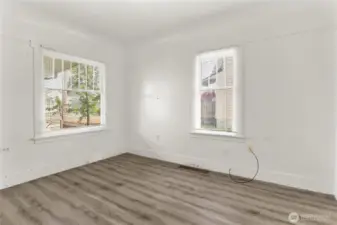 Back bedroom