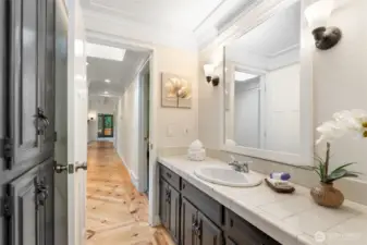 Second full bath on upper level.