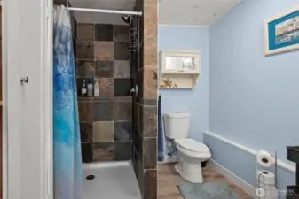 Studio bathroom