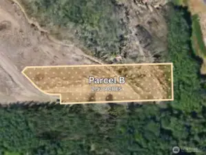 Overhead view with approximate boundaries in yellow.