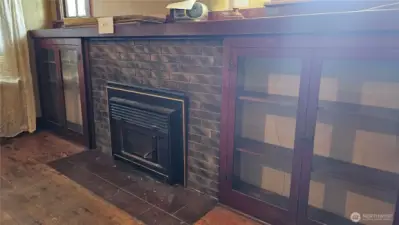 closer to see built ins with glass doors etc.