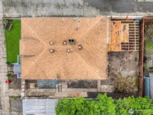 Off-street parking possible with simple modifications to the fence at the back or side of home.