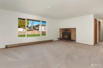 Spacious living room with new carpet