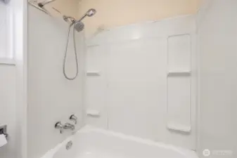 Main level bath