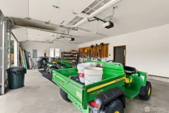 Detached Garage