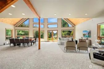 31’ x 21’ Great Room  Virtually staged