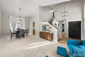 formal living rm and dining rm upon entry to the left