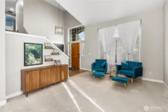 formal living rm and dining rm upon entry to the left