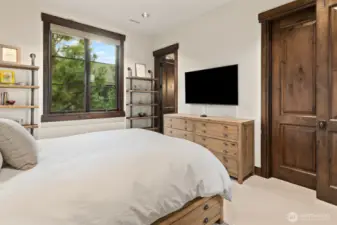 Ensuite bedroom upstairs