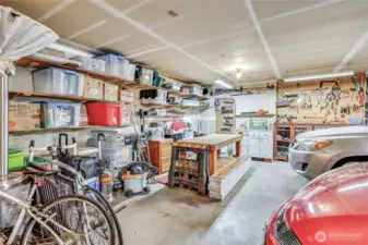 Ideal shop space with work bench.