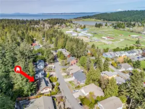 Good shot showing the house's proximity to Fort Worden and North Beach.