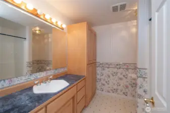 Full Bath