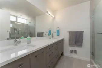 2nd Ensuite