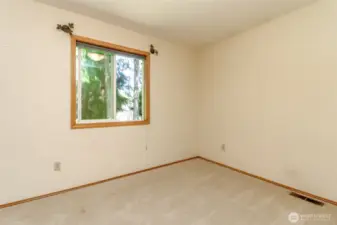 Second upstairs bedroom.