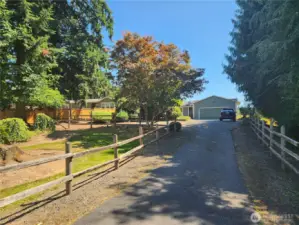 Welcome home to 2733 SW Vantage Ave in Olympia!