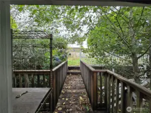 Upstairs bedroom private entrance