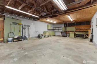 Large 2 car garage