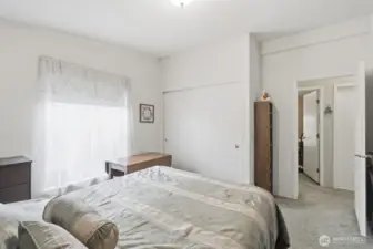 2nd Bedroom