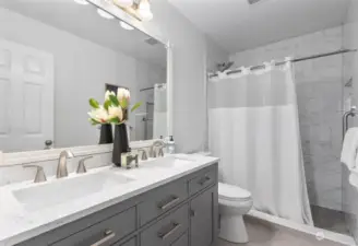 Guest bathroom on upper floor