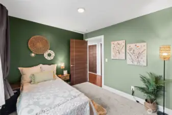 Upstairs bedroom.