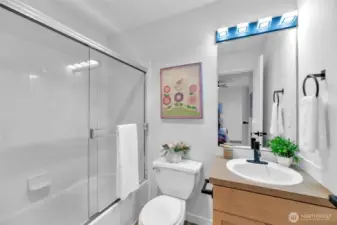 1st Floor Bathroom
