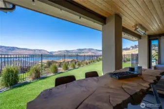 Outdoor dining table
