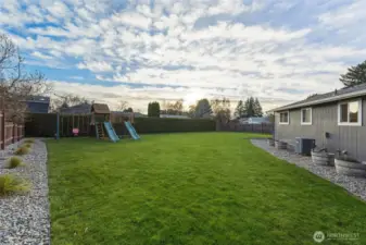 Fenced Low maintenance backyard