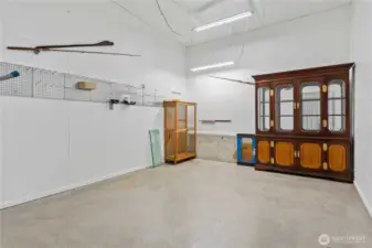 Office or ???  Was used as the "Fishing room"