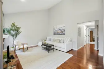 alternate view showing hallway to bedrooms