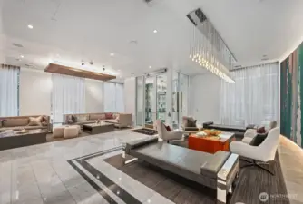 Old Seattle Glamour, Concierge Entry