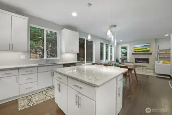 Flow of Kitchen, Dining and Great Room Make for Ease in Entertaining