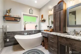 Updated En Suite Bathroom