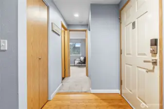 The perfect open and airy condo you’ve been waiting for.