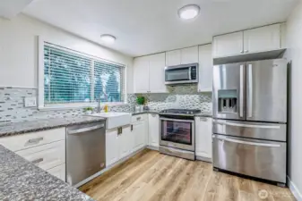 Tons of cabinet space and newer appliances.