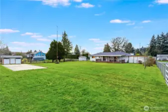 Imagine what you will do with all this property! Buyer to verify all building potential with zoning, codes, and restrictions.