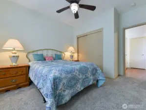 Front bedroom has fan/ light with remote.