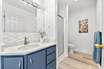 Upstairs Bath