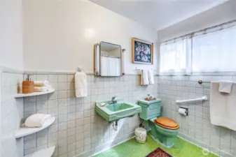 Full bathroom