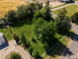 Included adjacent lot