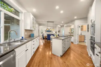 Beautiful oak hardwood floors