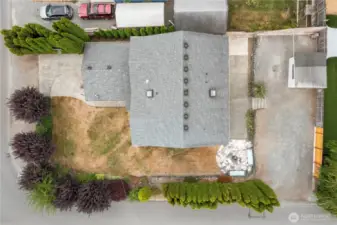 Overview of lot