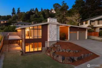 4224 SW Donovan was built in 1968 by a prolific Seattle based home and commercial builder as their own home.  They are the original owner and have loved this home for 57 years.  Built with 2" X 10" joists, there isn't a squeak in the floor anywhere.