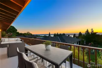 The large view deck looking SW.  Virtual Staging.