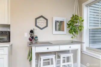 Enjoy crisp, cold water at your fingertips with the high-end Elkay built-in filtered water station, newly installed in 2025