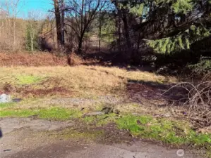 Hwy 9 driveway facing East