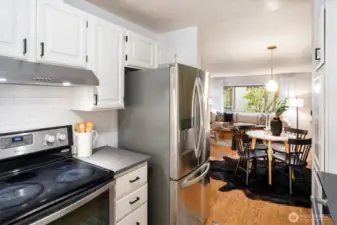 Stainless appliances.