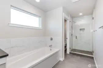 Primary bath of like home